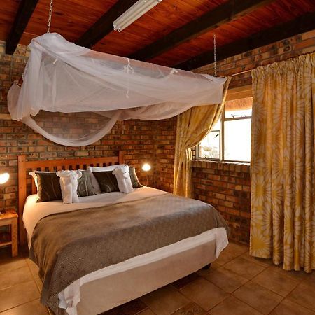 Tshukudu Game Lodge Hoedspruit Exterior photo