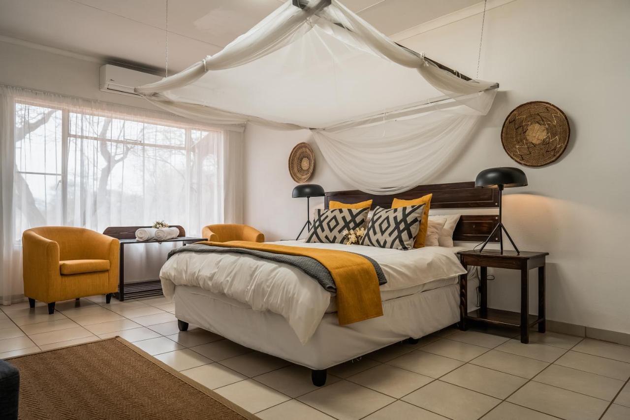 Tshukudu Game Lodge Hoedspruit Exterior photo