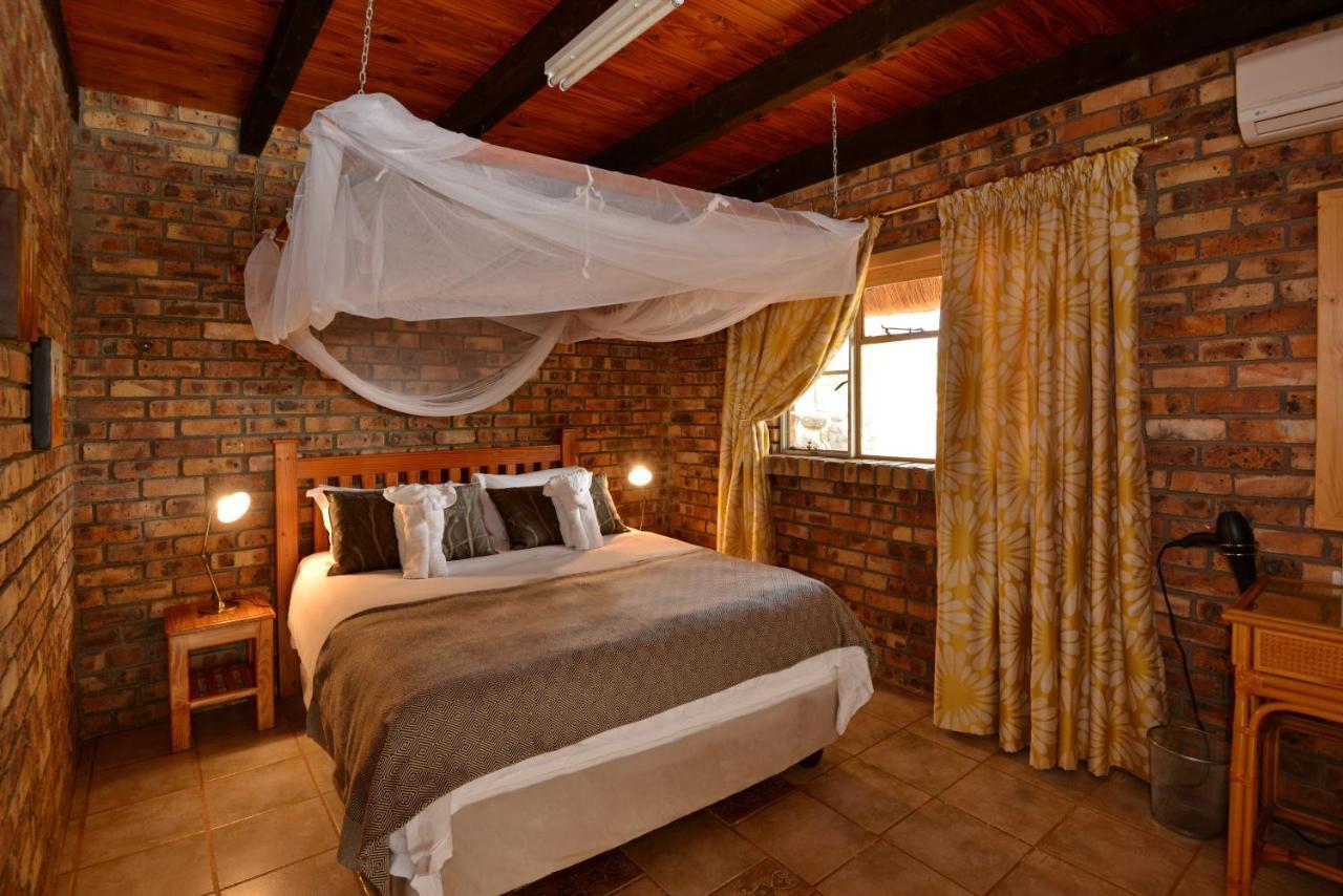 Tshukudu Game Lodge Hoedspruit Exterior photo
